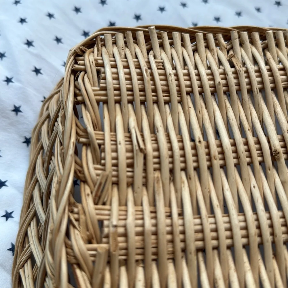 Vintage Rectangular Bread / Fruit / Storage / Decor Basket 13.5” x 10.5” EUC
